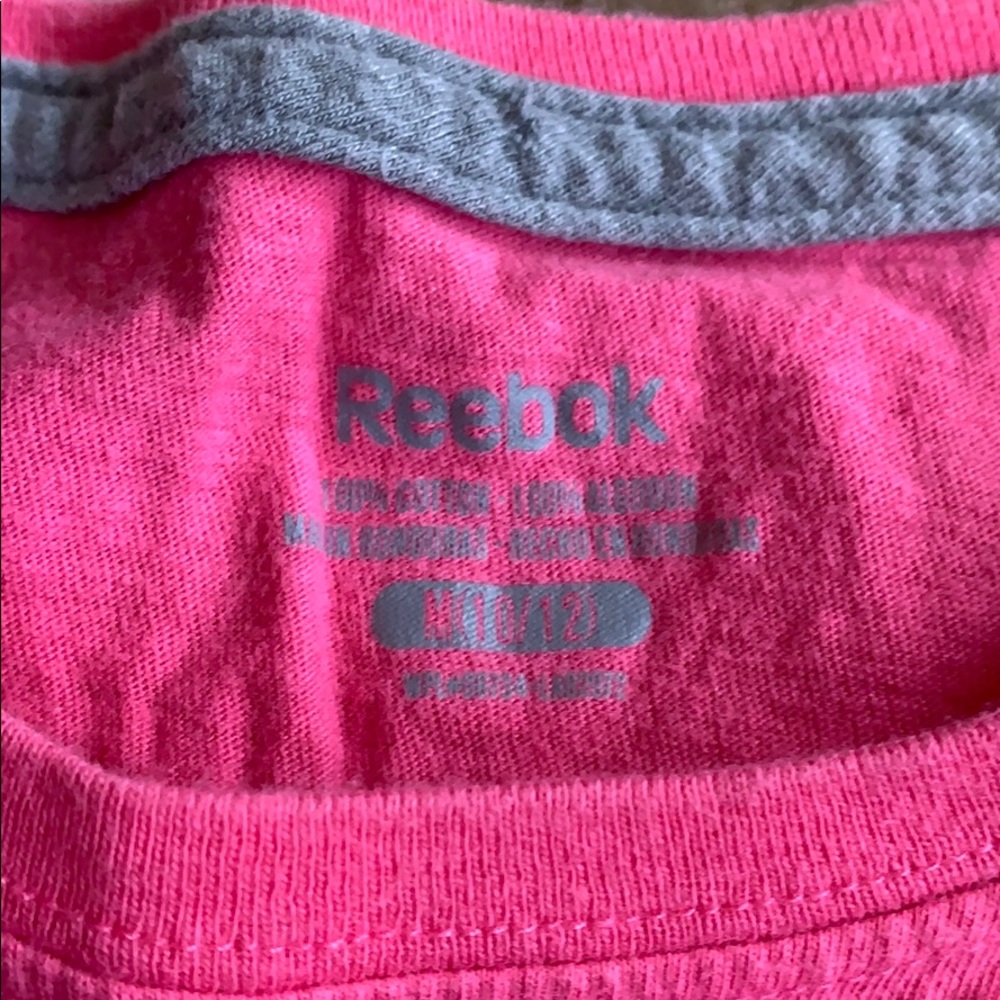Pink Reebok tee shirt - Picture 5 of 5